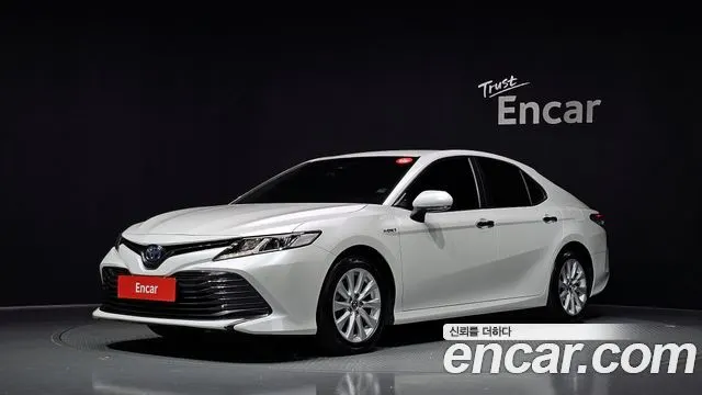 TOYOTA CAMRY 2019