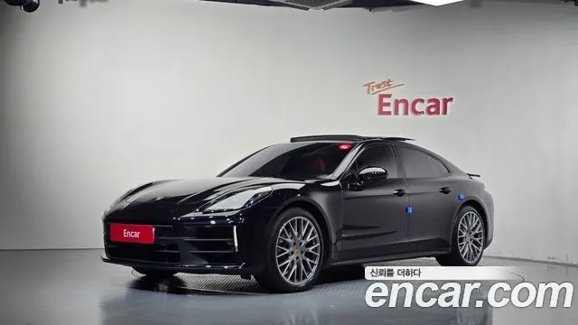 PORSCHE PANAMERA 2024