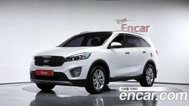 KIA SORENTO 2015 — 134 105 км, белый, Корея — под ключ — фото 1