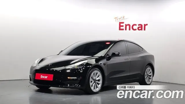 TESLA MODEL 3 2022