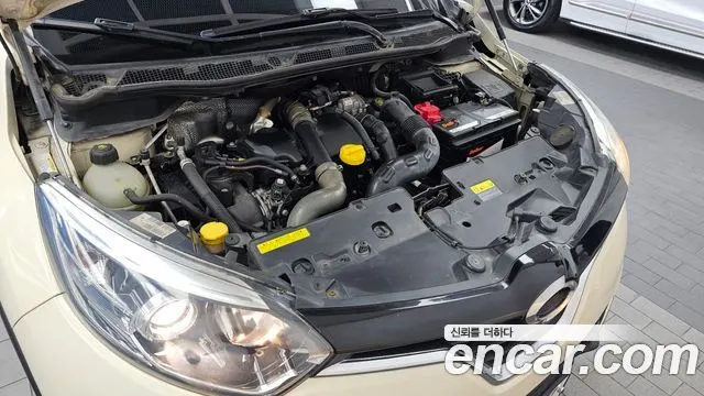 RENAULT KOREA QM3 2015 — 73 646 км, белый-перламутр, Корея — под ключ — фото 6