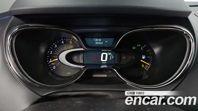 RENAULT KOREA QM3 2015 — 73 646 км, белый-перламутр, Корея — под ключ — фото 8