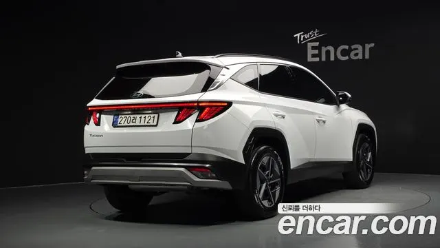 HYUNDAI TUCSON 2024