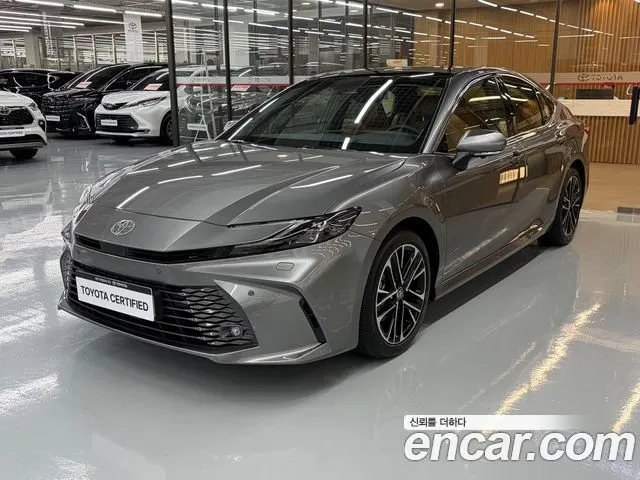 TOYOTA CAMRY 2026