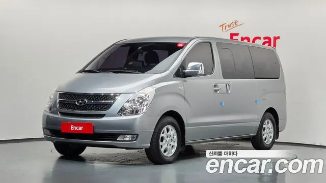 HYUNDAI GRAND STAREX 2016