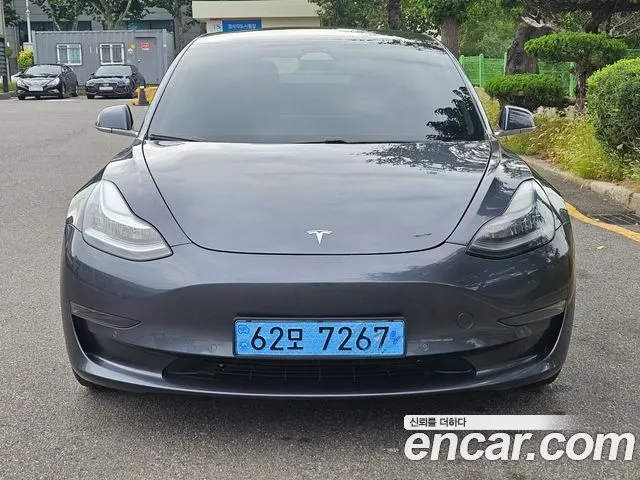 TESLA MODEL 3 2020
