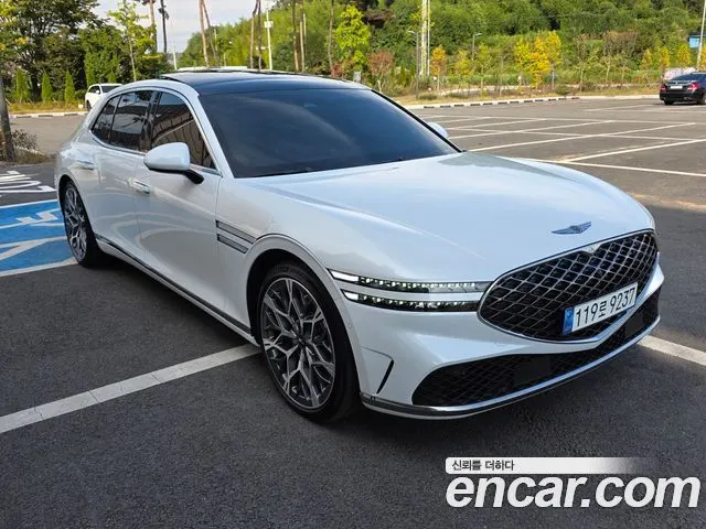 GENESIS G90 2023