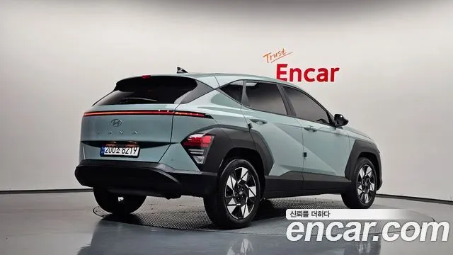 HYUNDAI KONA 2025