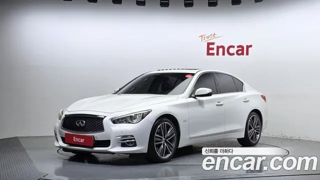 INFINITI Q50 2014