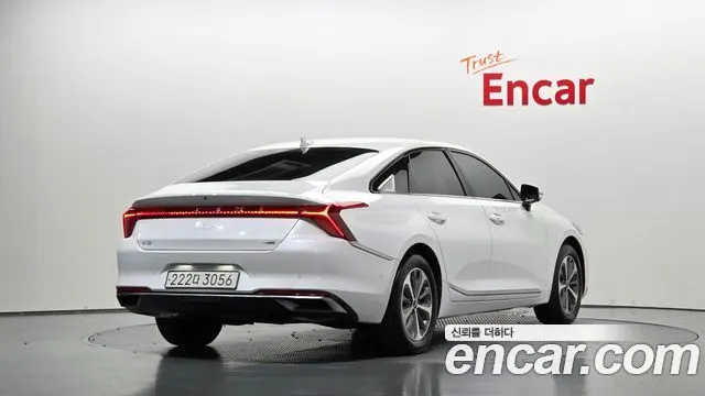 KIA K8 HYBRID 2024