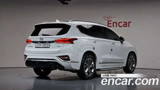 HYUNDAI SANTA FE 2019