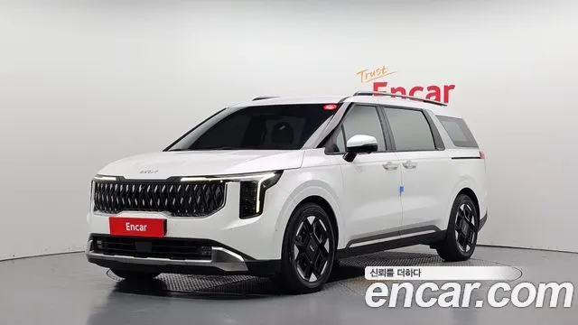 KIA CARNIVAL 2025