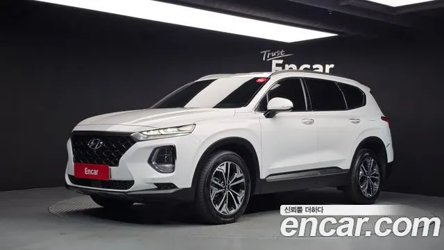 HYUNDAI SANTA FE 2019 — 113 572 км, белый, Корея — под ключ — фото 1