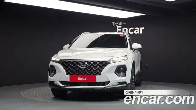 HYUNDAI SANTA FE 2019 — 113 572 км, белый, Корея — под ключ — фото 3