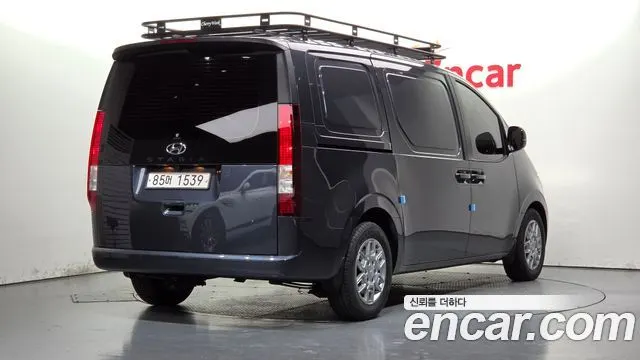 HYUNDAI STARIA 2022