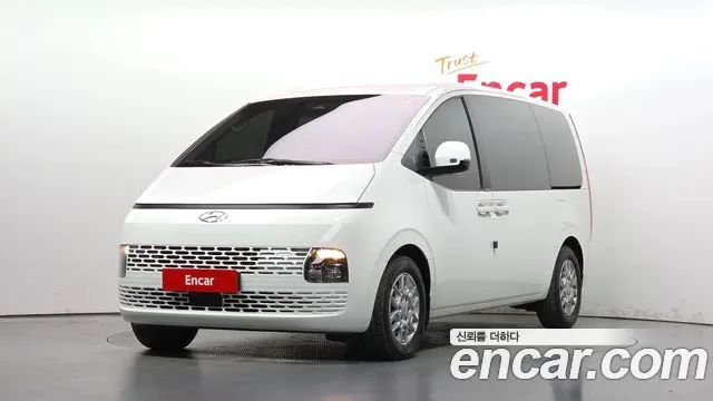 HYUNDAI STARIA 2022
