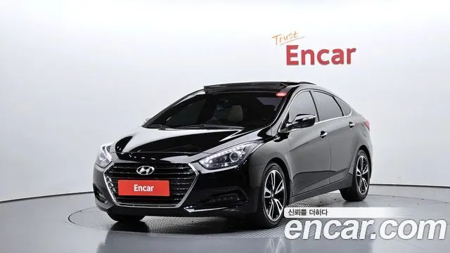 Hyundai i40 Saloon — из Кореи под ключ