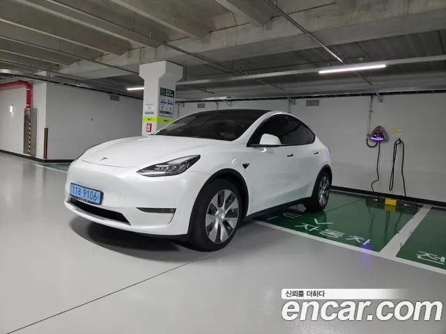 TESLA MODEL Y 2021