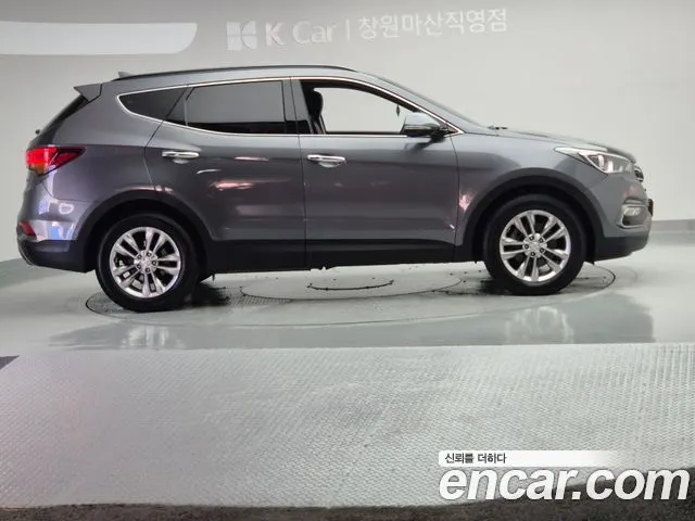 HYUNDAI SANTA FE 2016 — 68 345 км, серебристо-серый, Корея — под ключ — фото 4