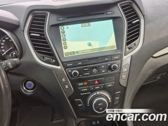 HYUNDAI SANTA FE 2016 — 68 345 км, серебристо-серый, Корея — под ключ — фото 10