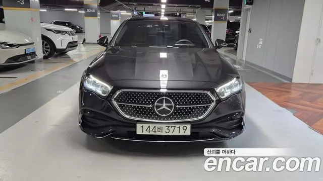 MERCEDES-BENZ E-CLASS W214 2026