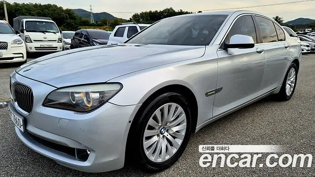 BMW 7 SERIES 2010 — 94 518 км, серебристый, Корея — под ключ — фото 1