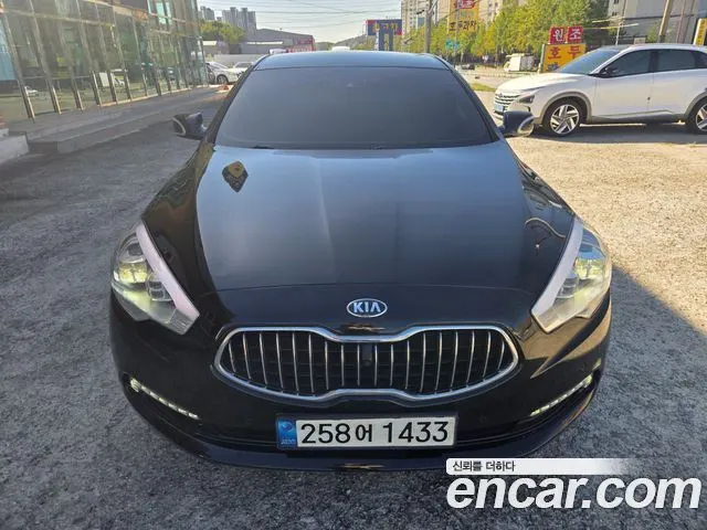 KIA K9 2013