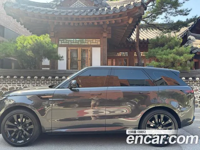 LAND ROVER RANGE ROVER SPORT 2024
