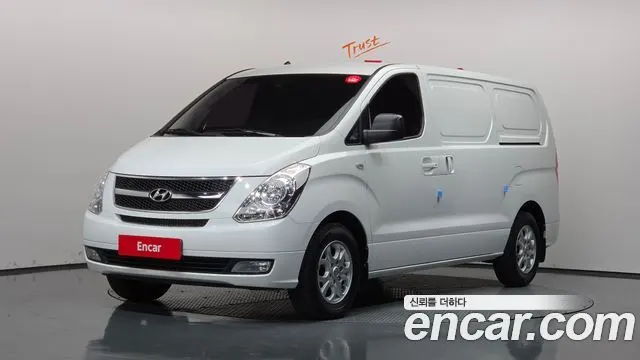HYUNDAI GRAND STAREX 2016