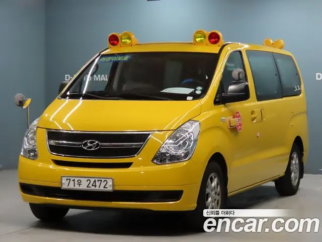 HYUNDAI GRAND STAREX 2016
