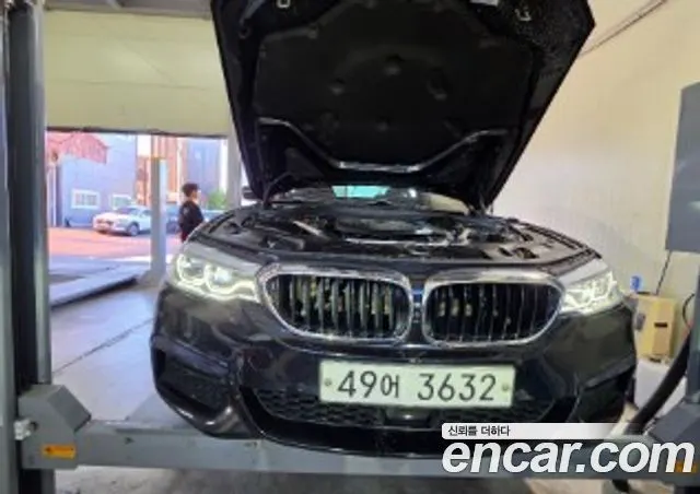 BMW 5 SERIES 2019