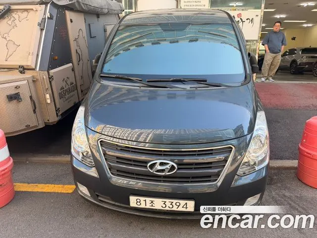 HYUNDAI GRAND STAREX 2017