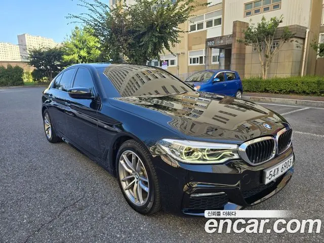 BMW 5 SERIES 2017 — 179 600 км, чёрный, Корея — под ключ — фото 3