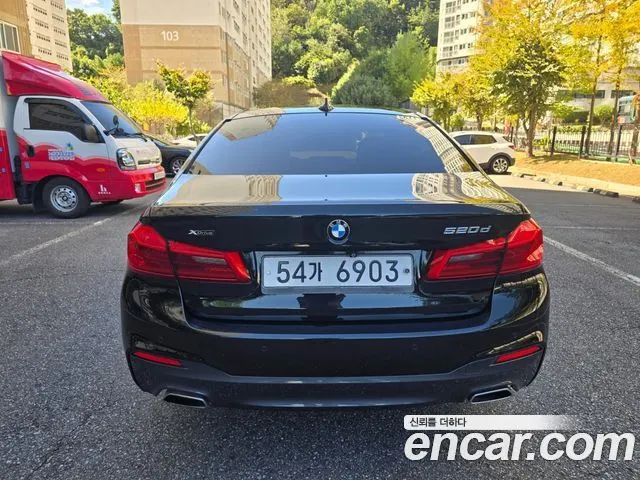 BMW 5 SERIES 2017 — 179 600 км, чёрный, Корея — под ключ — фото 5