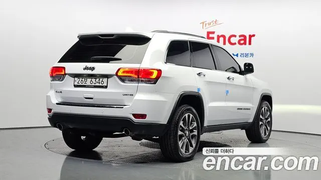 JEEP GRAND CHEROKEE — из Кореи под ключ