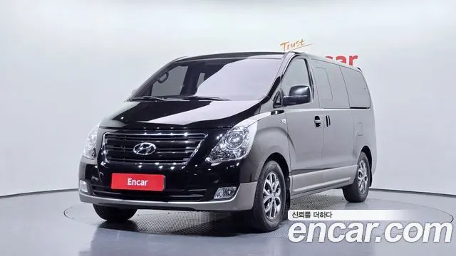 HYUNDAI GRAND STAREX 2017