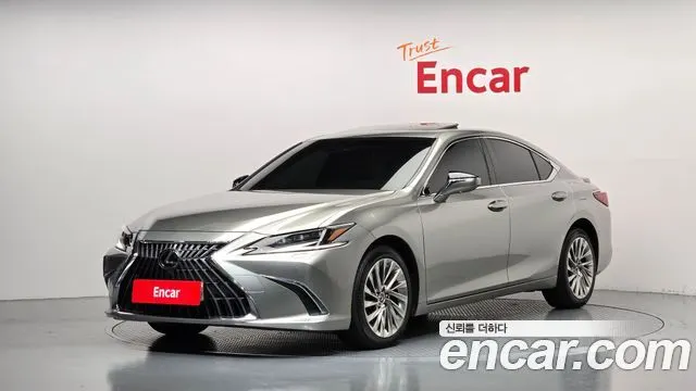 LEXUS ES300H — из Кореи под ключ