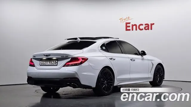 GENESIS G70 2018