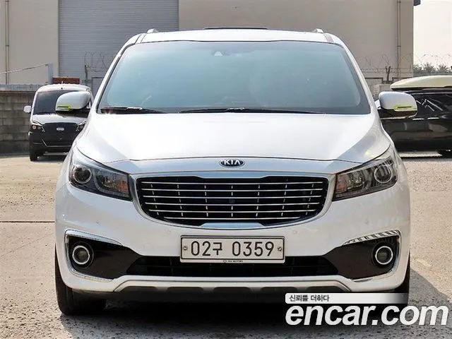 KIA CARNIVAL 2016