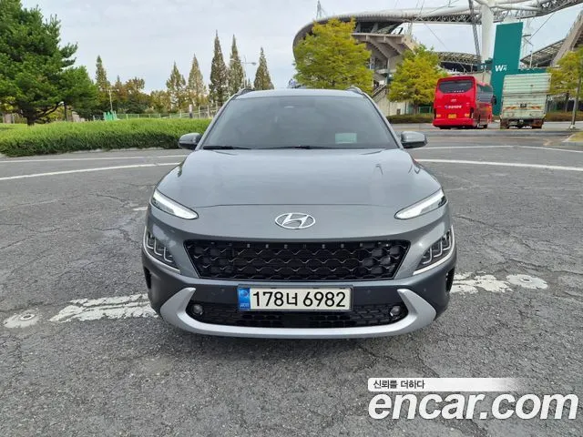 HYUNDAI KONA 2023