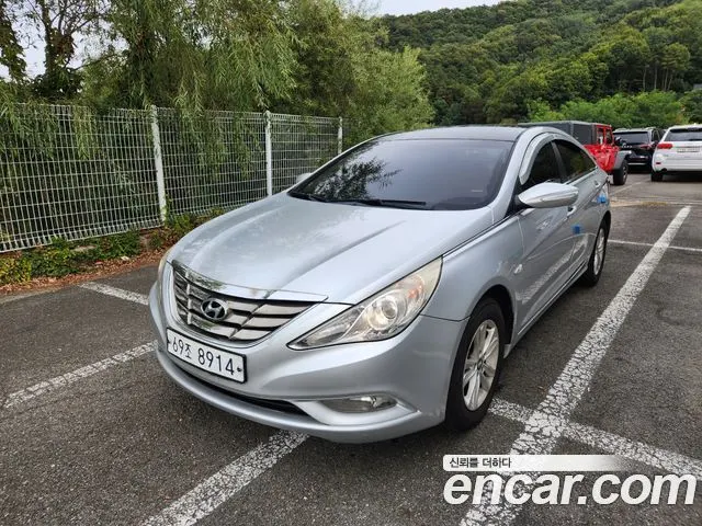 HYUNDAI SONATA 2011