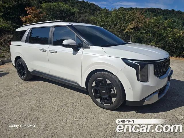 KIA CARNIVAL 2025