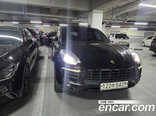 PORSCHE MACAN 2015 — 166 169 км, чёрный, Корея — под ключ — фото 3