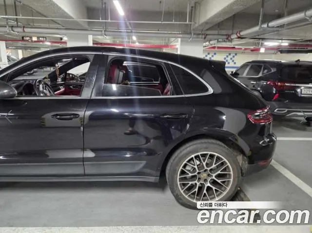 PORSCHE MACAN 2015 — 166 169 км, чёрный, Корея — под ключ — фото 5