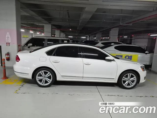 VOLKSWAGEN PASSAT 2014 — 126 000 км, белый, Корея — под ключ — фото 5