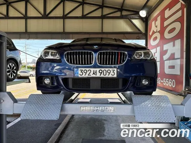 BMW 5 SERIES 2016