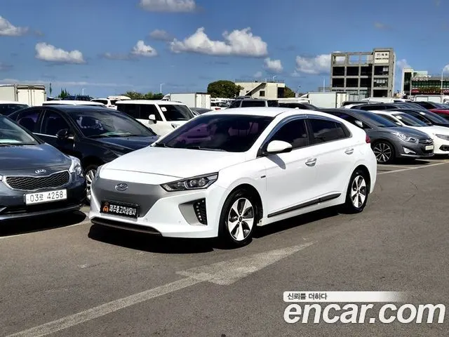 Hyundai Ioniq Electric — из Кореи под ключ