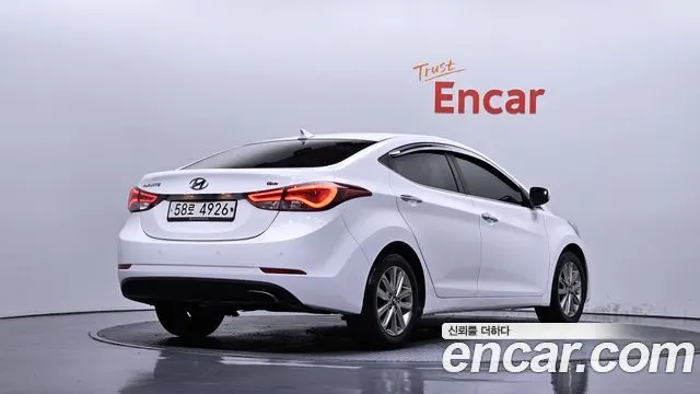 HYUNDAI AVANTE 2014