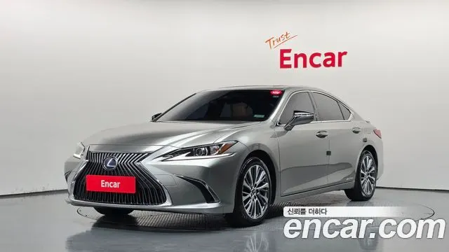 LEXUS ES300H — из Кореи под ключ