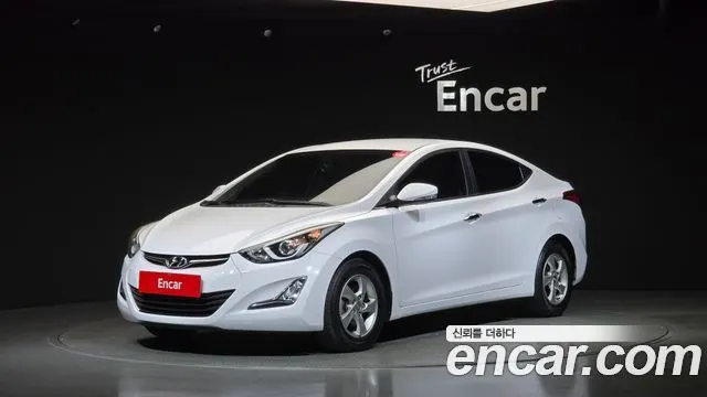 HYUNDAI AVANTE 2015
